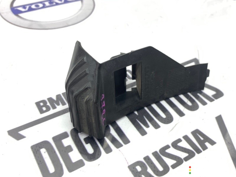 Кронштейн бампера передний правый Volvo V50 2007-2012, 30678482, фото 1