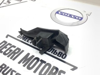 Кронштейн бампера передний правый, ориг. номер 30678482, Volvo V50 2007-2012