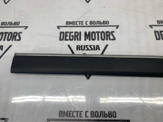 Молдинг двери передний правый, ориг. номер 39978918, Volvo S80 1998-2003