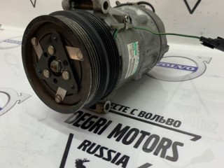 Компрессор кондиционера, ориг. номер 36011357, Volvo V40 Cross Country 2012-2016