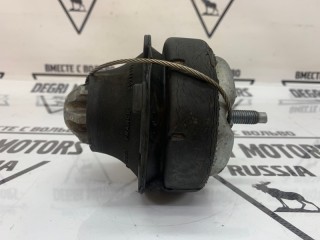 Опора двигателя, ориг. номер 30778951, Volvo V70 2004-2007
