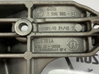 Кронштейн компрессора кондиционера, ориг. номер 64557505980, BMW 320i E92 2006-2010