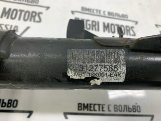 Стойка подвески передняя левая, ориг. номер 31277588, Volvo V50 2007-2012
