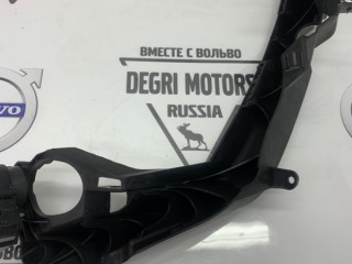 Крепление фары переднее левое, ориг. номер 51117154723, BMW 320i E92 2006-2010