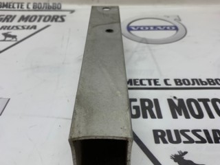 Кронштейн бампера передний правый, ориг. номер 51117158874, BMW 523i F10 2009-2013