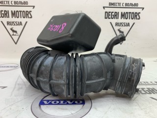 Патрубок воздушный, ориг. номер 30636828, Volvo V70 2004-2007