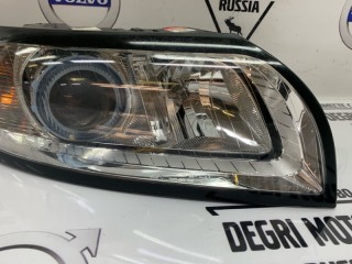 Фара передняя правая, ориг. номер 32206145, Volvo V50 2007-2012