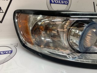 Фара передняя правая, ориг. номер 32206145, Volvo V50 2007-2012