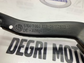 Кронштейн бампера передний левый, ориг. номер 51647060813, BMW 530i E60 2002-2007