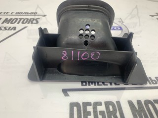 Воздухозаборник передний, ориг. номер 30741748, Volvo V50 2007-2012