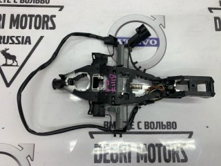 Кронштейн ручки двери, ориг. номер 30784205, Volvo V70 2012-2016