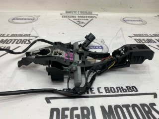 Кронштейн ручки двери, ориг. номер 30784205, Volvo V70 2012-2016