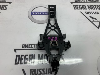 Кронштейн ручки двери правый, ориг. номер 30784203, Volvo V70 2007-2013