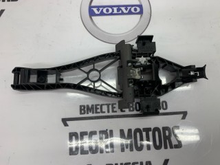 Кронштейн ручки двери правый, ориг. номер 30784203, Volvo V70 2007-2013