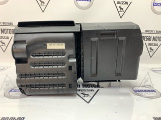 Корпус воздушного фильтра, ориг. номер 30677718, Volvo V70 2007-2013