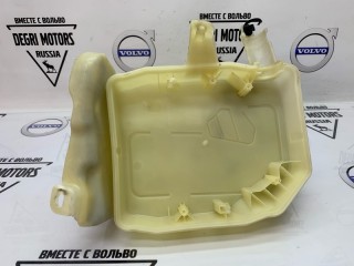 Бачок омывателя, ориг. номер 31349946, Volvo V50 2007-2012