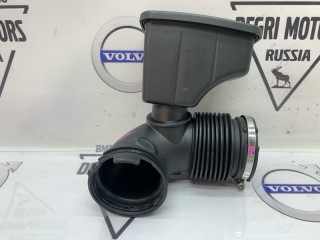 Патрубок воздушный, ориг. номер 13717521029, BMW 525i E60 2002-2007