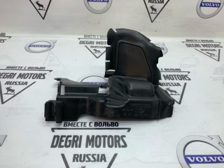 Дефлектор радиатора передний правый, ориг. номер 30796467, Volvo V60 2010-2013