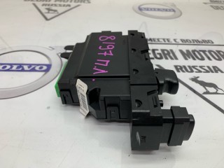 Кнопка стеклоподъемника передняя, ориг. номер 31334467, Volvo V70 2004-2007