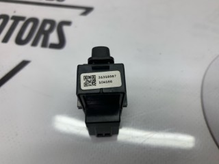 Кнопка центрального замка передняя левая, ориг. номер 31318987, Volvo XC60 2008-2013
