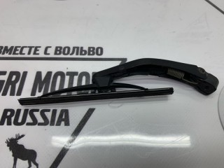 Поводок стеклоочистителя передний правый, ориг. номер 9484440, Volvo V70 2000-2004