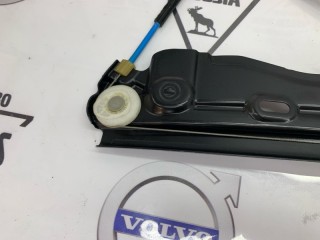 Стеклоподъемник передний правый, ориг. номер 51337182132, BMW 523i F10 2009-2013