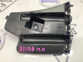 Кронштейн бампера передний правый, ориг. номер 30795049, Volvo V60 2010-2013