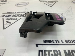 Кронштейн бампера передний правый, ориг. номер 30795049, Volvo V60 2010-2013