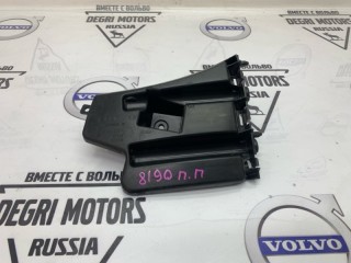 Кронштейн бампера передний правый, ориг. номер 30795049, Volvo V60 2010-2013