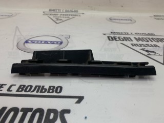 Кронштейн порога передний правый, ориг. номер 51777066228, BMW 525i E60 2002-2007
