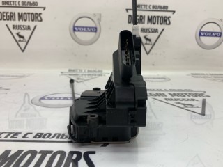 Замок двери передний правый, ориг. номер 31349860, Volvo V60 2010-2013