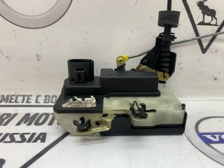 Замок двери передний правый, ориг. номер 30699752, Volvo V70 2004-2007