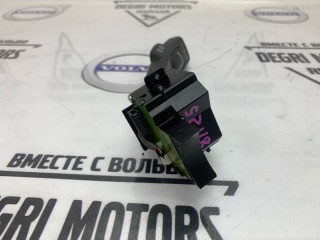 Переключатель стеклоочистителей правый, ориг. номер 8682869, Volvo V50 2007-2012