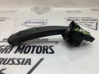 Переключатель стеклоочистителей правый, ориг. номер 8682869, Volvo V50 2007-2012