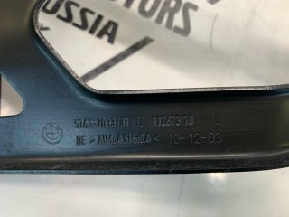 Кронштейн усилителя бампера передний левый, ориг. номер 51647163483, BMW 530i E60 2002-2007