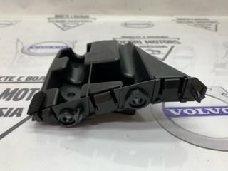 Кронштейн бампера передний правый, ориг. номер 31425109, Volvo V40 Cross Country 2012-2016