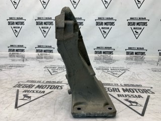 Кронштейн двигателя передний правый, ориг. номер 22116752648, BMW 530i E39 2000-2004