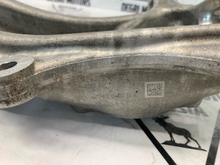 Кулак передний левый, ориг. номер 31216775769, BMW 523i F10 2009-2013