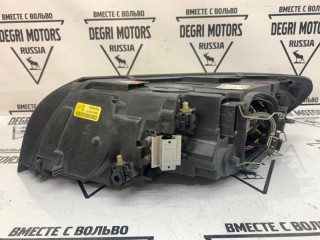 Фара передняя правая, ориг. номер 32206145, Volvo V50 2007-2012