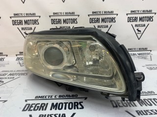 Фара передняя правая, ориг. номер 31446857, Volvo V70 2004-2007
