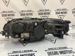 Фара передняя правая, ориг. номер 31446857, Volvo V70 2004-2007