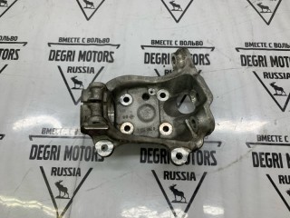 Кулак передний левый, ориг. номер 31216760953, BMW 525i E61 2007-2010