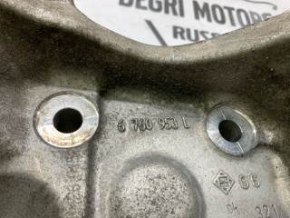 Кулак передний левый, ориг. номер 31216760953, BMW 525i E61 2007-2010