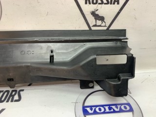 Дефлектор радиатора, ориг. номер 51718211467, BMW 318Ci E46 1997-2003