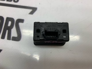 Кнопка стеклоподъемника, ориг. номер 61318368974, BMW 525i E39 2000-2004