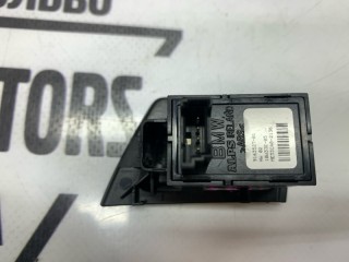 Кнопка стеклоподъемника левая, ориг. номер 61319241949, BMW 523i F10 2009-2013
