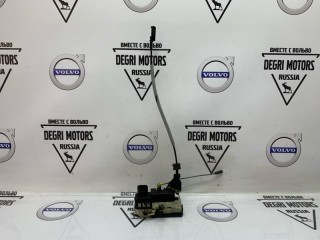 Замок двери передний правый, ориг. номер 30699752, Volvo V70 2004-2007