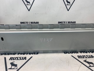 Усилитель бампера передний, ориг. номер 31353949, Volvo V50 2007-2012