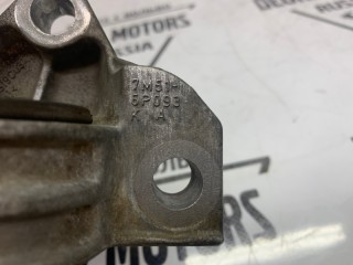 Кронштейн КПП, ориг. номер 31375369, Volvo V50 2007-2012