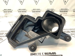 Корпус воздушного фильтра правый, ориг. номер 13717571984, BMW 740i E65 2005-2008
